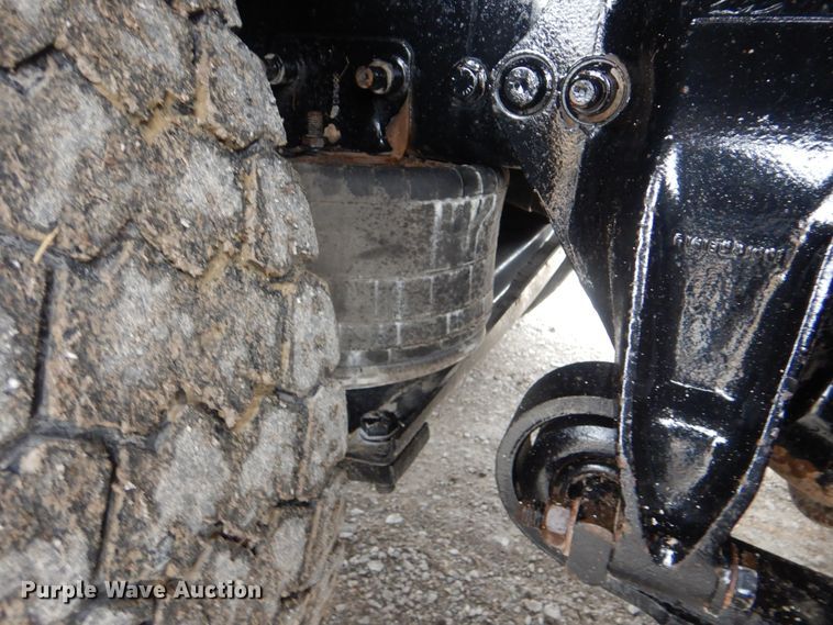 image for item HX9088 2010 Freightliner Business Class M2  crane truck