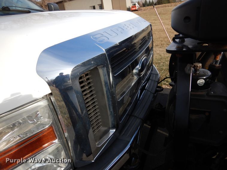 image for item HX9517 2008 Ford F550 Super Duty  SuperCab dump truck