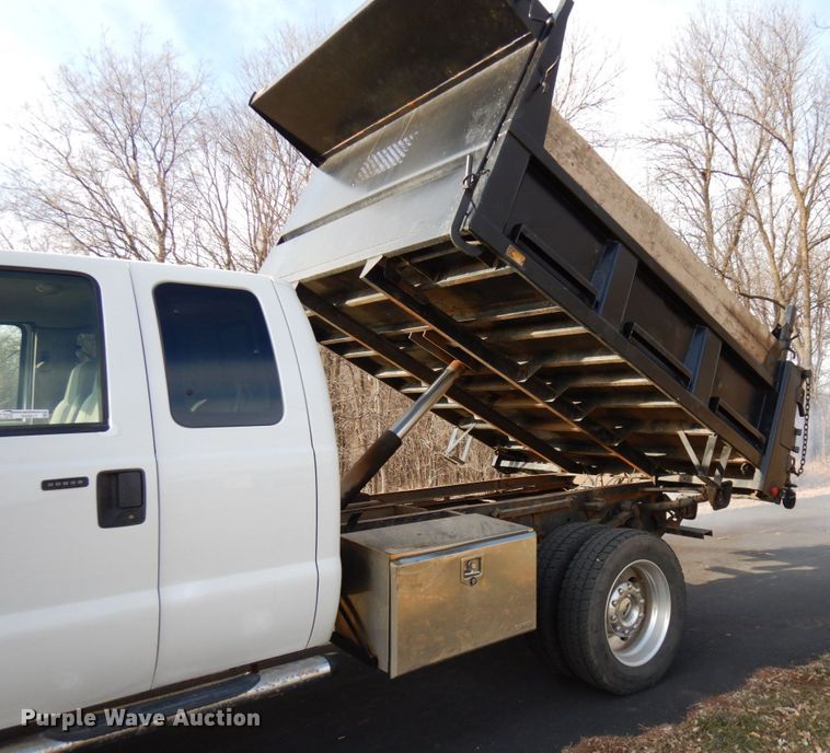 image for item HX9517 2008 Ford F550 Super Duty  SuperCab dump truck