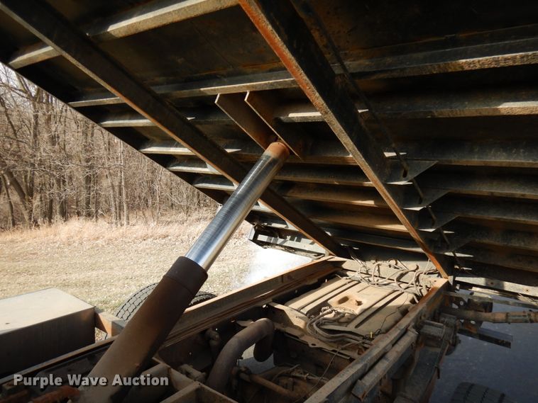 image for item HX9517 2008 Ford F550 Super Duty  SuperCab dump truck