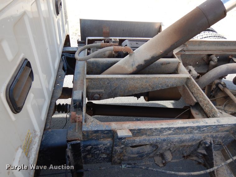 image for item HX9517 2008 Ford F550 Super Duty  SuperCab dump truck