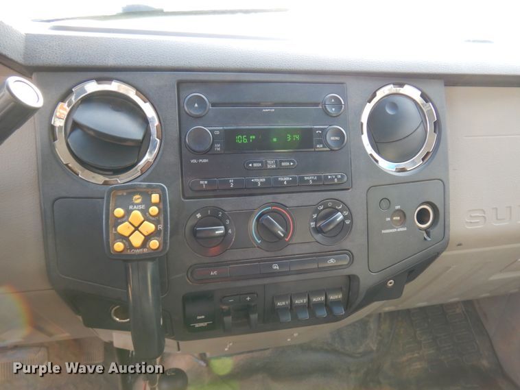 image for item HX9517 2008 Ford F550 Super Duty  SuperCab dump truck