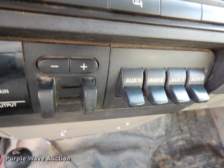 image for item HX9517 2008 Ford F550 Super Duty  SuperCab dump truck