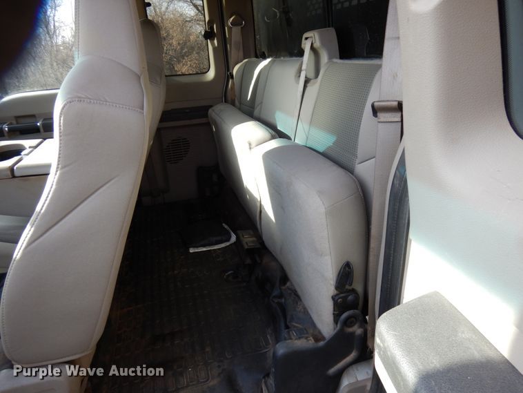 image for item HX9517 2008 Ford F550 Super Duty  SuperCab dump truck