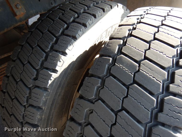 image for item HX9517 2008 Ford F550 Super Duty  SuperCab dump truck