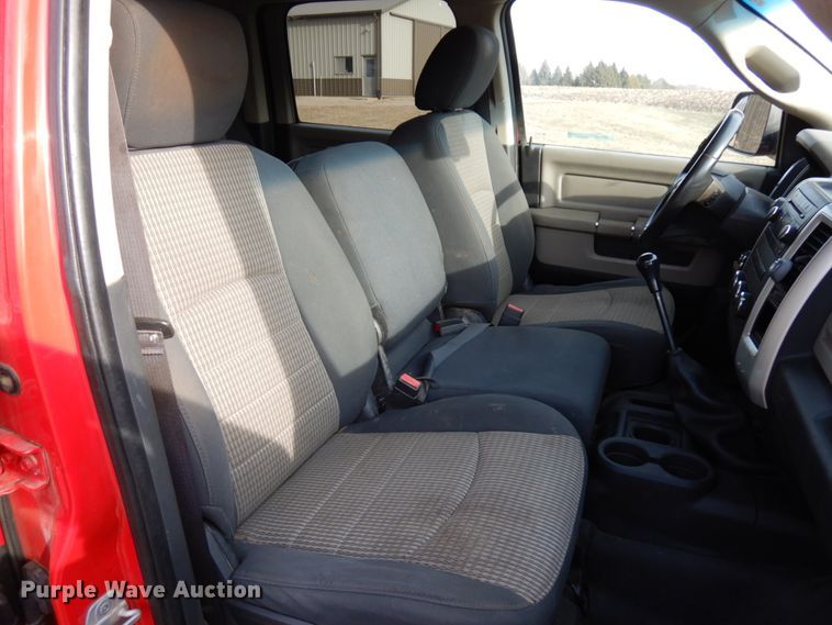 image for item HX9520 2012 Dodge Ram 5500HD  Crew Cab utility truck