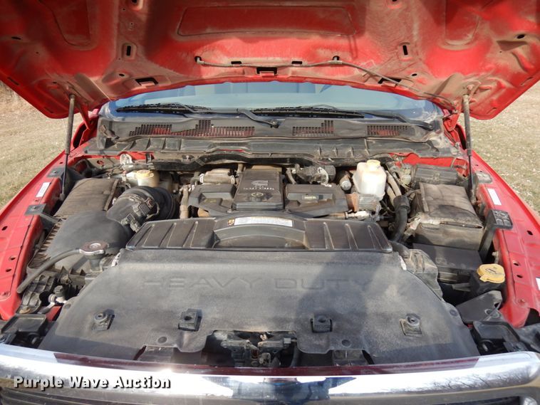 image for item HX9520 2012 Dodge Ram 5500HD  Crew Cab utility truck