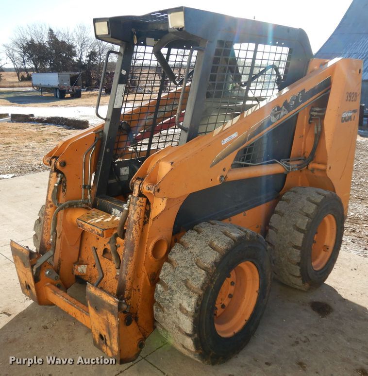image for item IF9997 2002 Case 60XT  skid steer loader