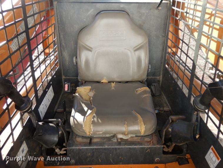 image for item IF9997 2002 Case 60XT  skid steer loader