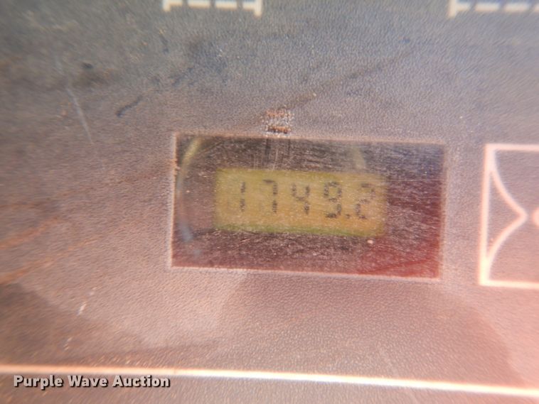 image for item IF9997 2002 Case 60XT  skid steer loader