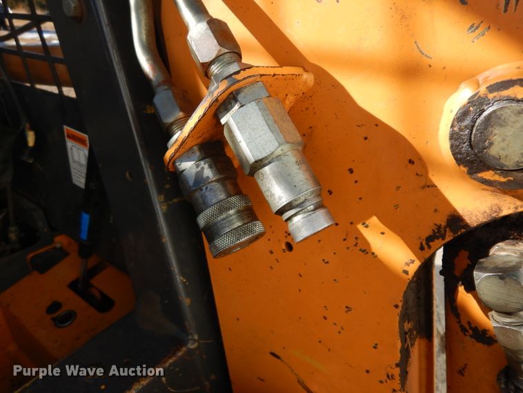 image for item IF9997 2002 Case 60XT  skid steer loader