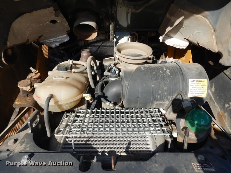 image for item IG9037 2016 John Deere 331G  tracked skid steer loader