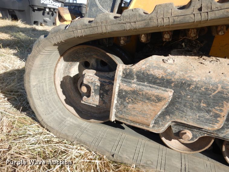 image for item IG9037 2016 John Deere 331G  tracked skid steer loader