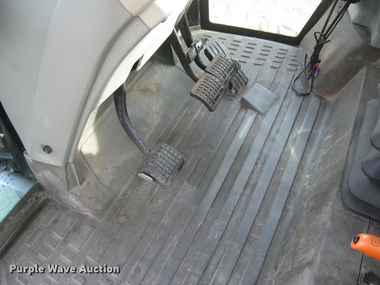 image for item DC1481 2007 Massey-Ferguson 5460  Dyna-4 MFWD tractor