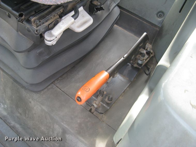 image for item DC1481 2007 Massey-Ferguson 5460  Dyna-4 MFWD tractor