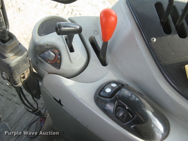 image for item DC1481 2007 Massey-Ferguson 5460  Dyna-4 MFWD tractor