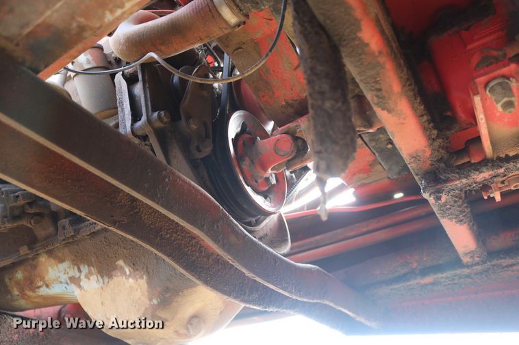 image for item DD6135 Hesston 6600  windrower