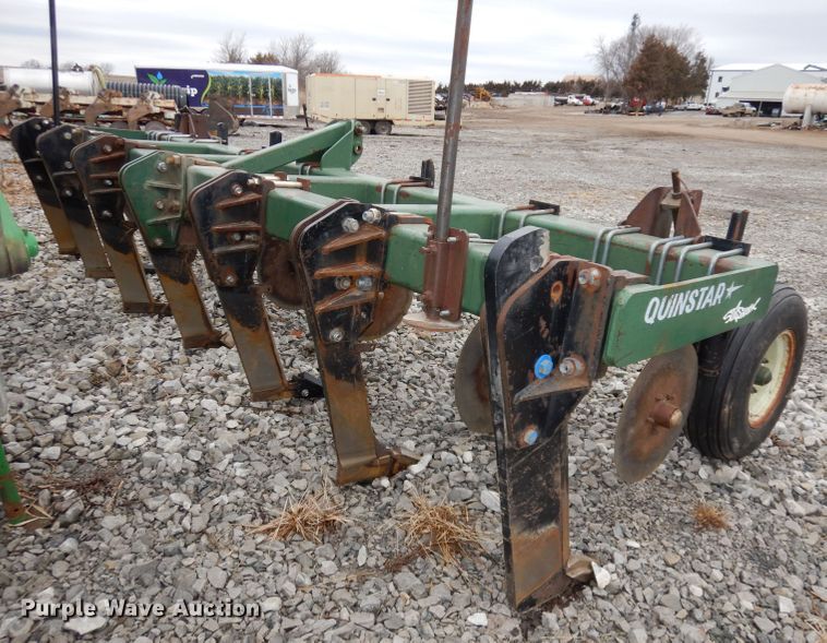 image for item DJ2754 QuinStar Soil Shark SS16-7 ripper