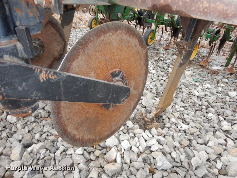 image for item DJ2754 QuinStar Soil Shark SS16-7 ripper