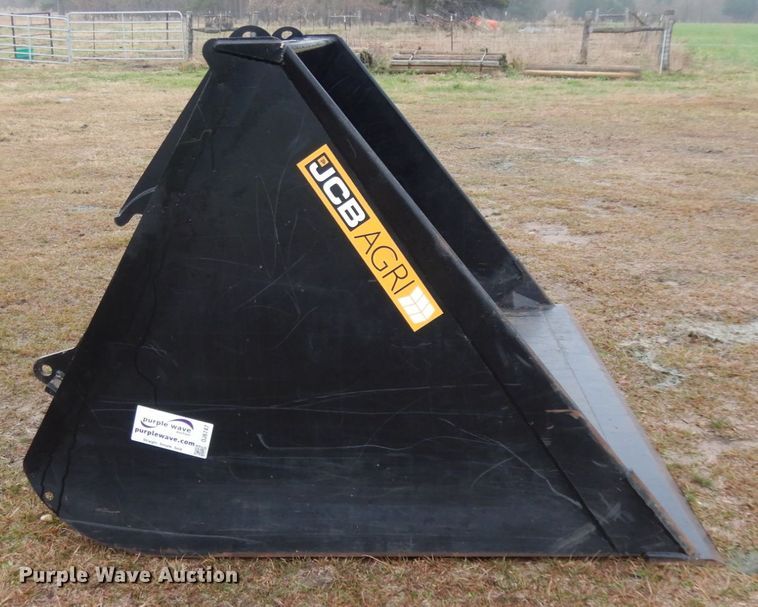 image for item DJ6747 2015 JCB 980/A9988 shovel bucket