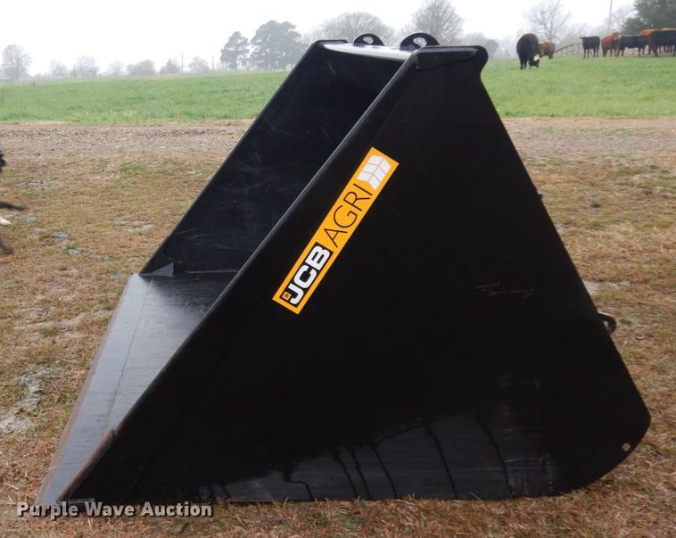 image for item DJ6747 2015 JCB 980/A9988 shovel bucket