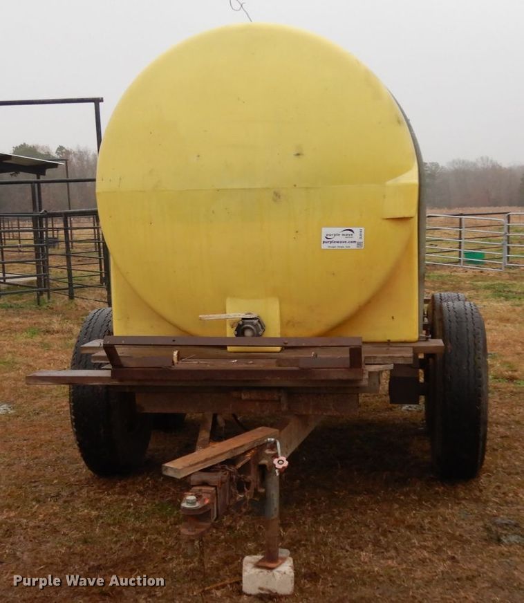 image for item DJ8143 Nurse tank trailer