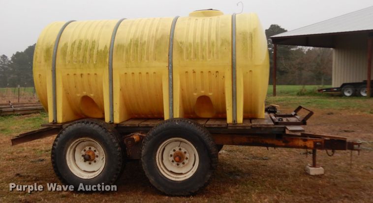 image for item DJ8143 Nurse tank trailer