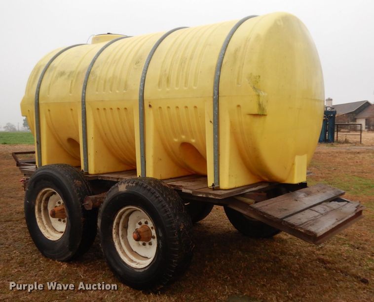 image for item DJ8143 Nurse tank trailer