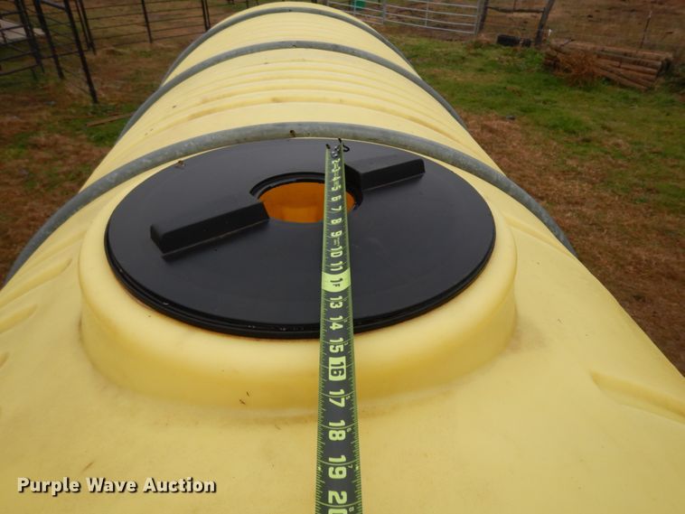 image for item DJ8143 Nurse tank trailer