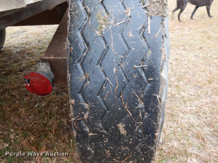 image for item DJ8143 Nurse tank trailer