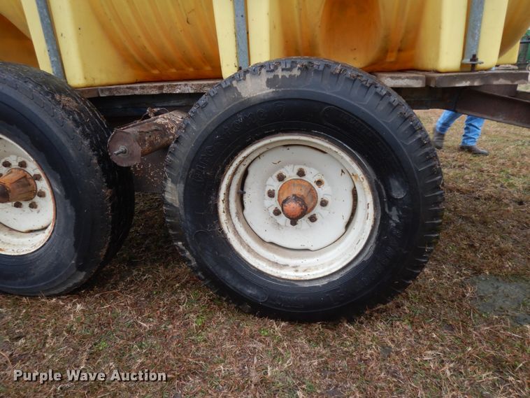 image for item DJ8143 Nurse tank trailer