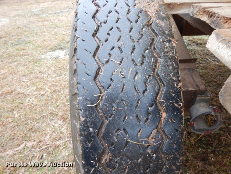 image for item DJ8143 Nurse tank trailer