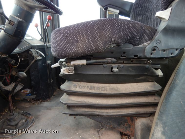 image for item DJ8160 1981 Steiger Cougar III ST280  4WD tractor