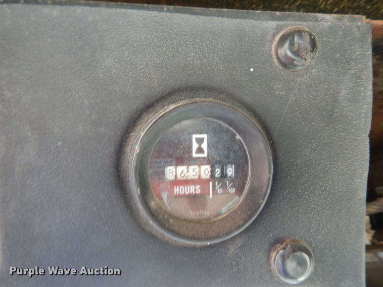 image for item DJ8160 1981 Steiger Cougar III ST280  4WD tractor