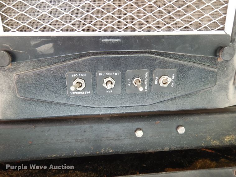 image for item DJ8160 1981 Steiger Cougar III ST280  4WD tractor