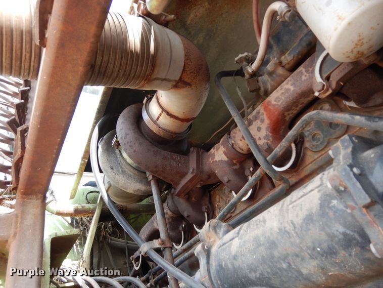 image for item DJ8160 1981 Steiger Cougar III ST280  4WD tractor