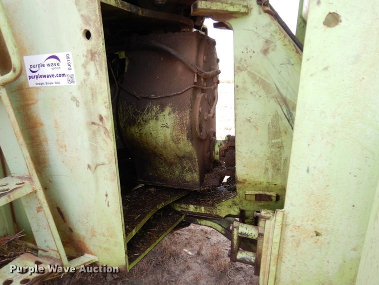 image for item DJ8160 1981 Steiger Cougar III ST280  4WD tractor