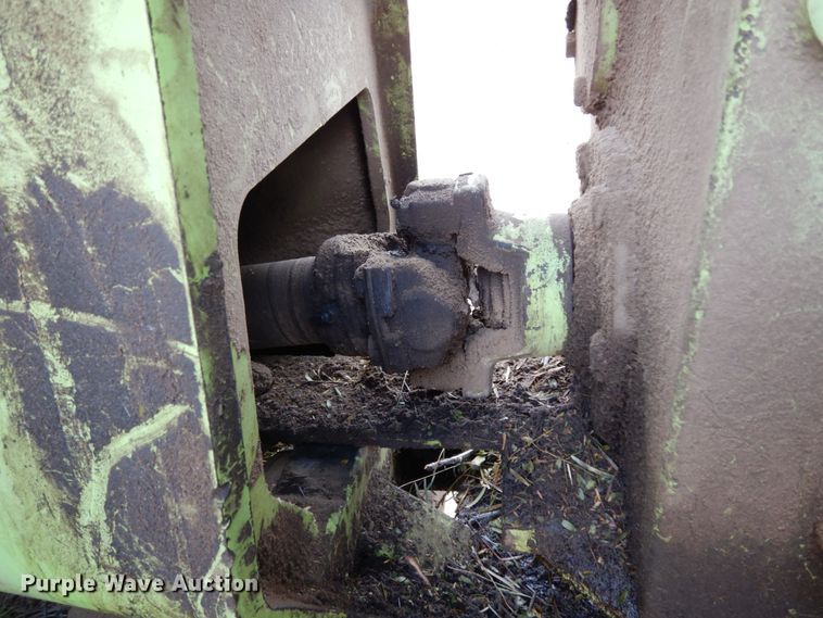 image for item DJ8160 1981 Steiger Cougar III ST280  4WD tractor