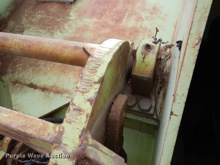 image for item DJ8160 1981 Steiger Cougar III ST280  4WD tractor