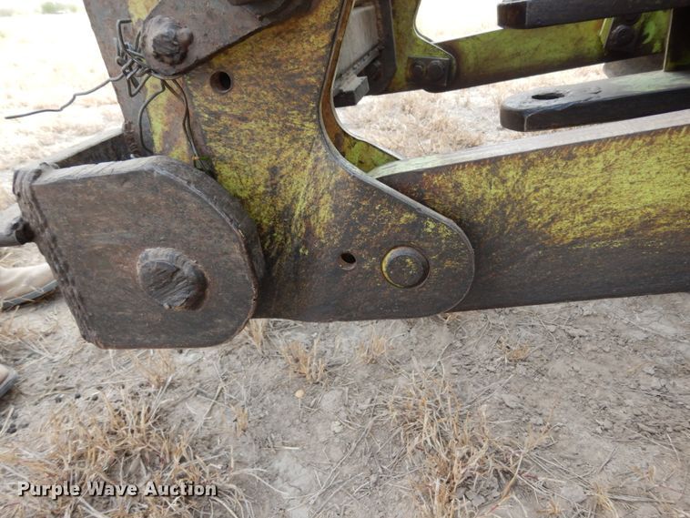 image for item DJ8160 1981 Steiger Cougar III ST280  4WD tractor