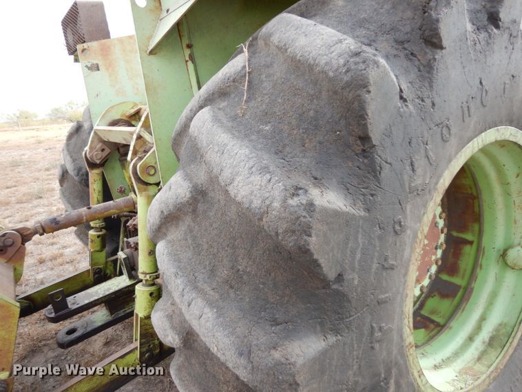 image for item DJ8160 1981 Steiger Cougar III ST280  4WD tractor