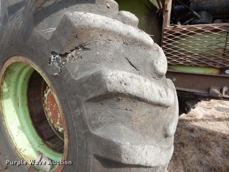 image for item DJ8160 1981 Steiger Cougar III ST280  4WD tractor