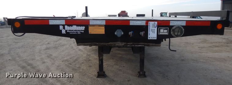 image for item DL2615 2013 Road Runner 5000 sprayer trailer