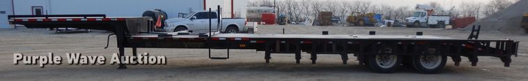 image for item DL2615 2013 Road Runner 5000 sprayer trailer