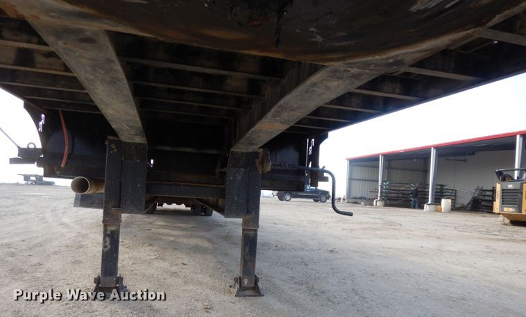 image for item DL2615 2013 Road Runner 5000 sprayer trailer