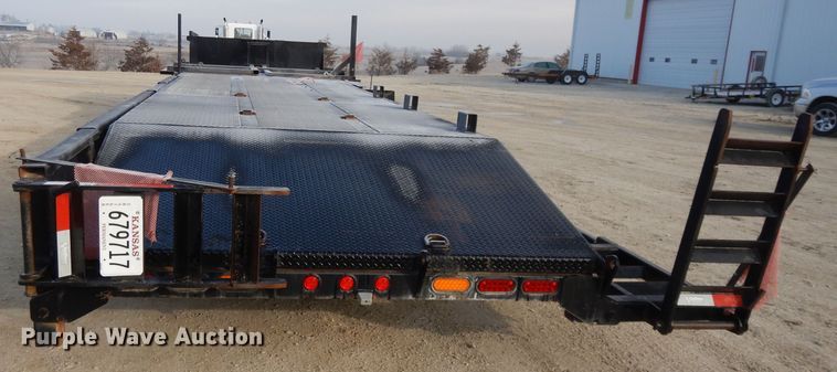 image for item DL2615 2013 Road Runner 5000 sprayer trailer