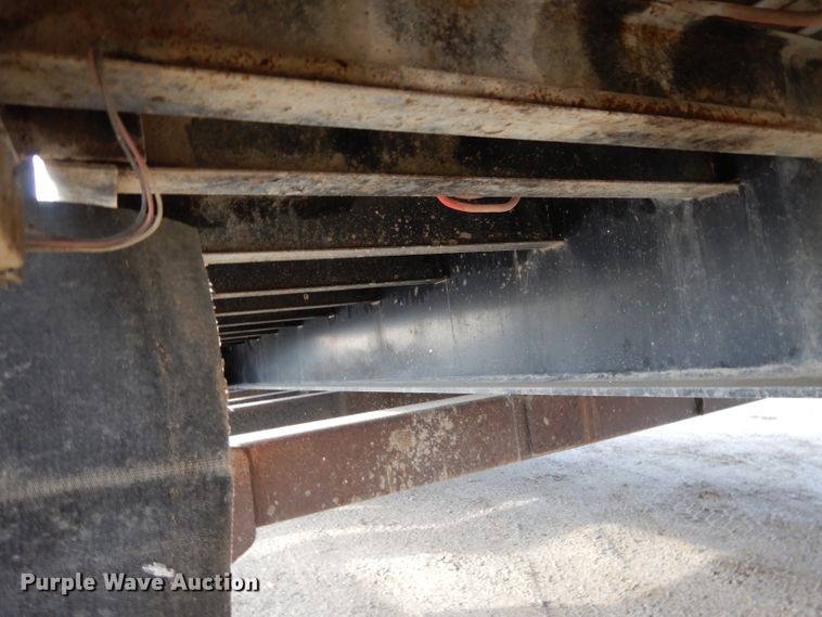 image for item DL2615 2013 Road Runner 5000 sprayer trailer