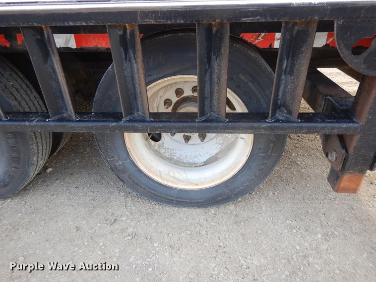 image for item DL2615 2013 Road Runner 5000 sprayer trailer