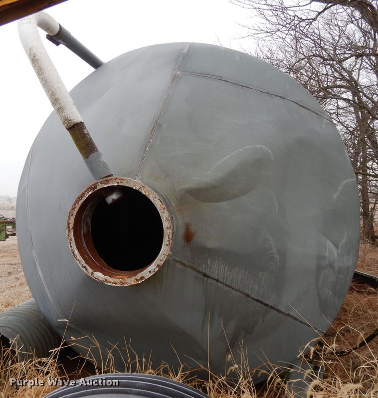 image for item DL2618 Grain bin