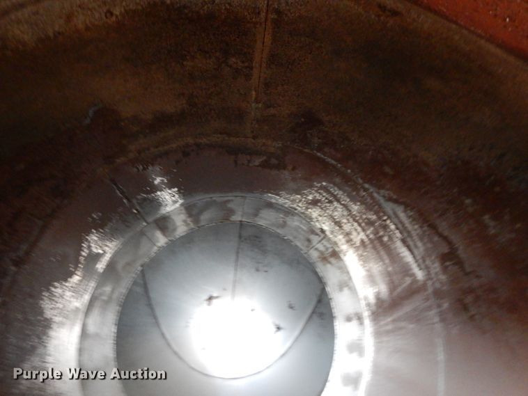 image for item DL2618 Grain bin